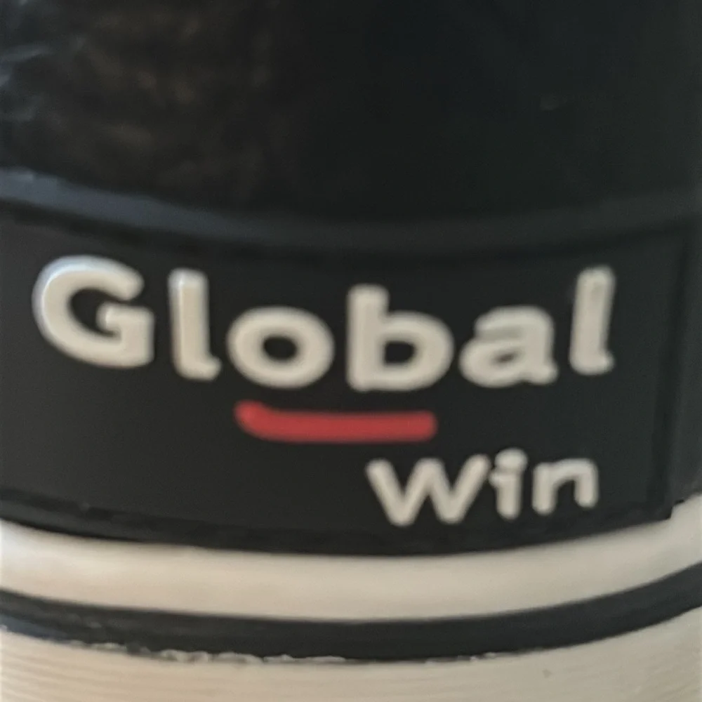 50%offw❤️New Globalwin Black tan Camel Snow duck Boots 8.5 perfect snow boot